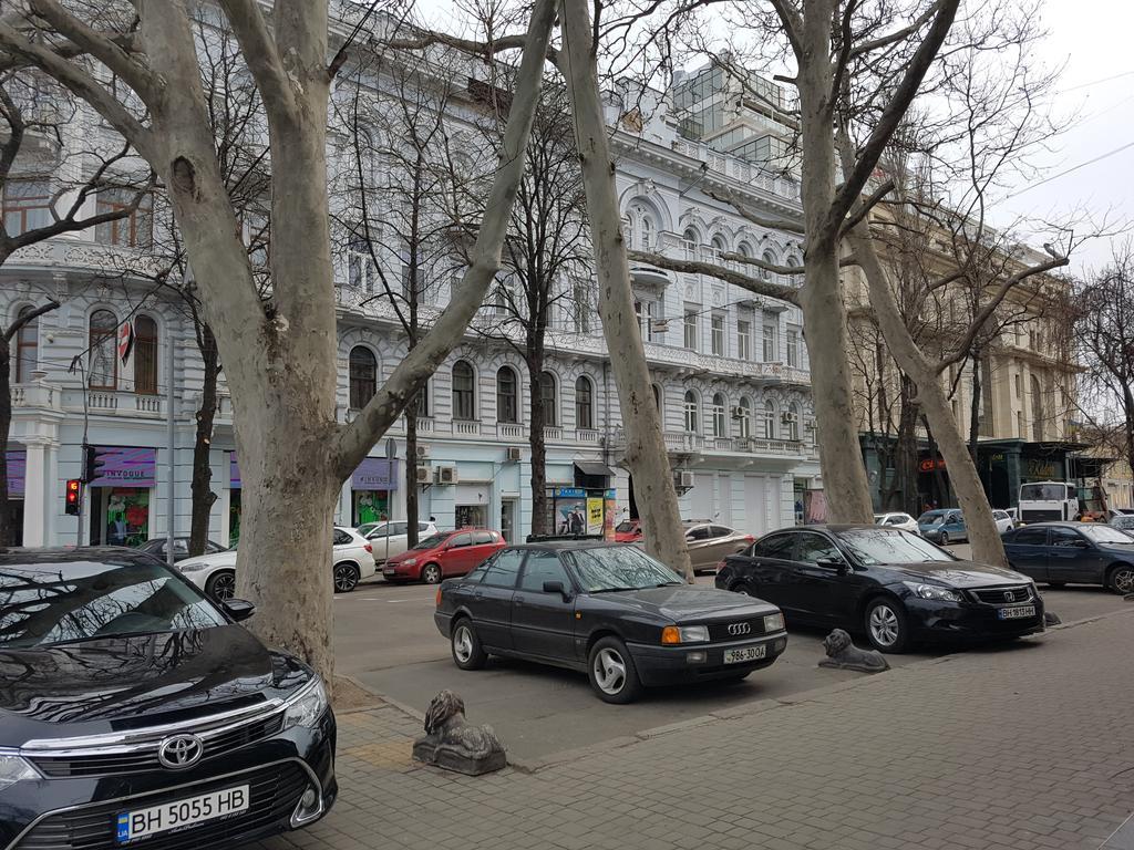 Best Apartment In Evropeiska Street, 25 Одесса Экстерьер фото